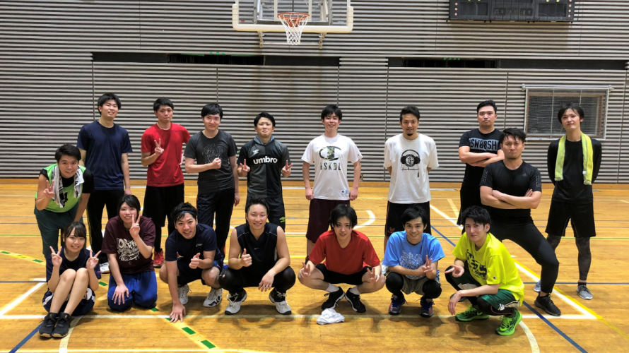 【バスケ部の活動】スポーツの秋！バレットグループのみなさんと一緒にバスケをしました！